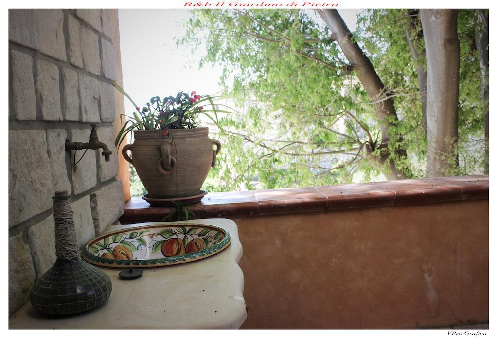 Bed and Breakfast Il Giardino Di Pietra Noto Habitación foto